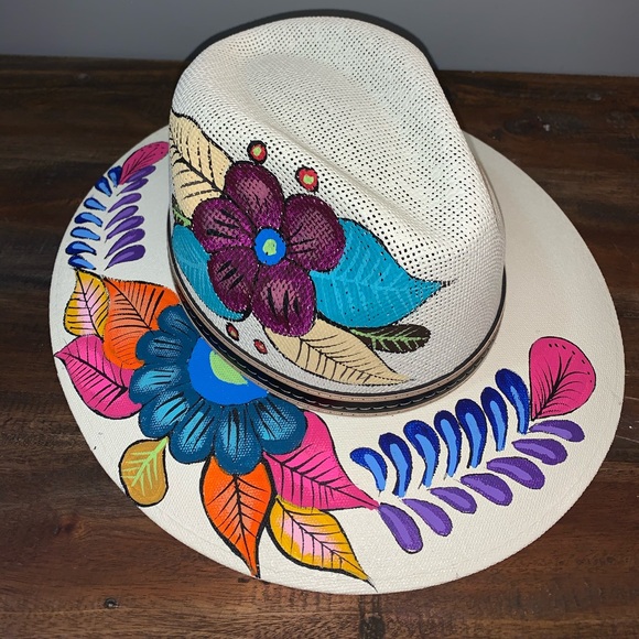 Women’s Hand Painted Mexican Sombrero Hat - Picture 12 of 13